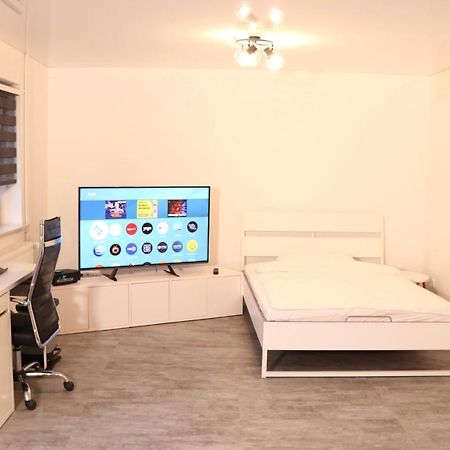 Appartement Im Gruenen Von Kiel Extérieur photo